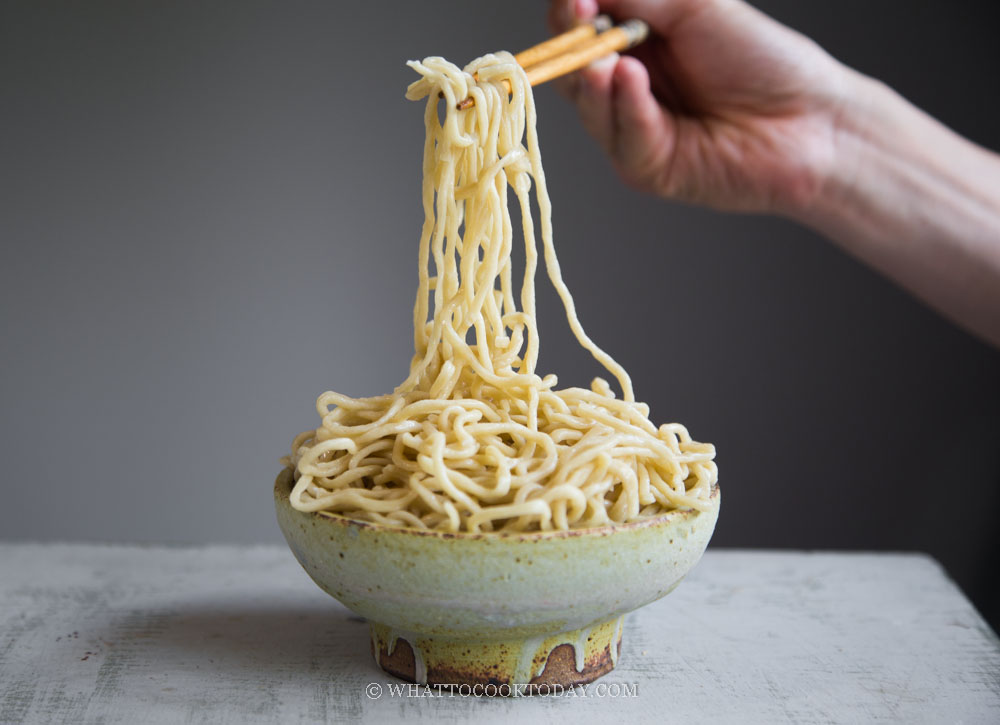 Homemade Alkaline Noodles/Ramen Noodles (Jian Shui Mian)