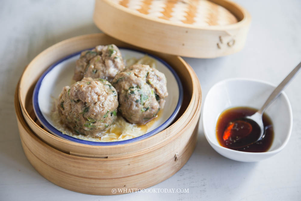 Cantonese Steamed Beef Meatballs (Ngao Yuk)