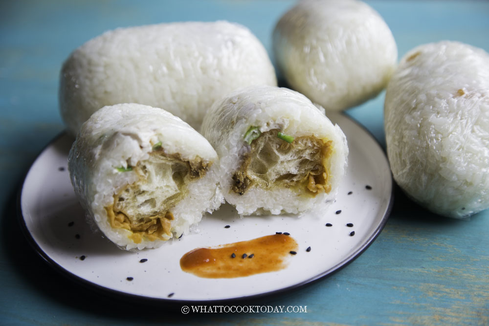 Fan Tuan/Ci Fan (Stuffed Sticky Rice Rolls)