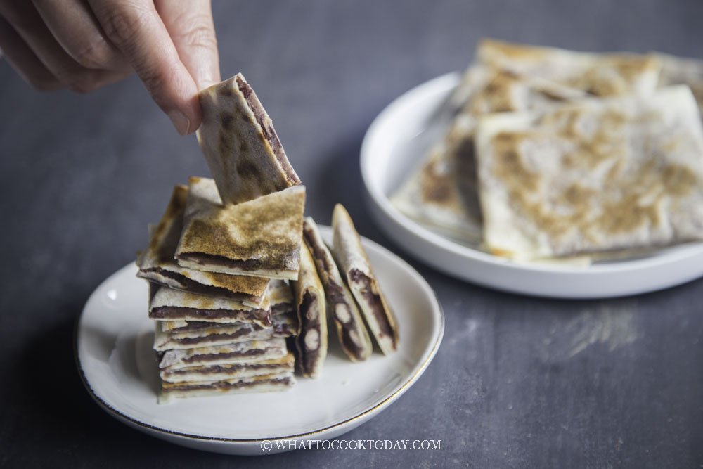 Easy Red Bean Paste and Peanut Pancake