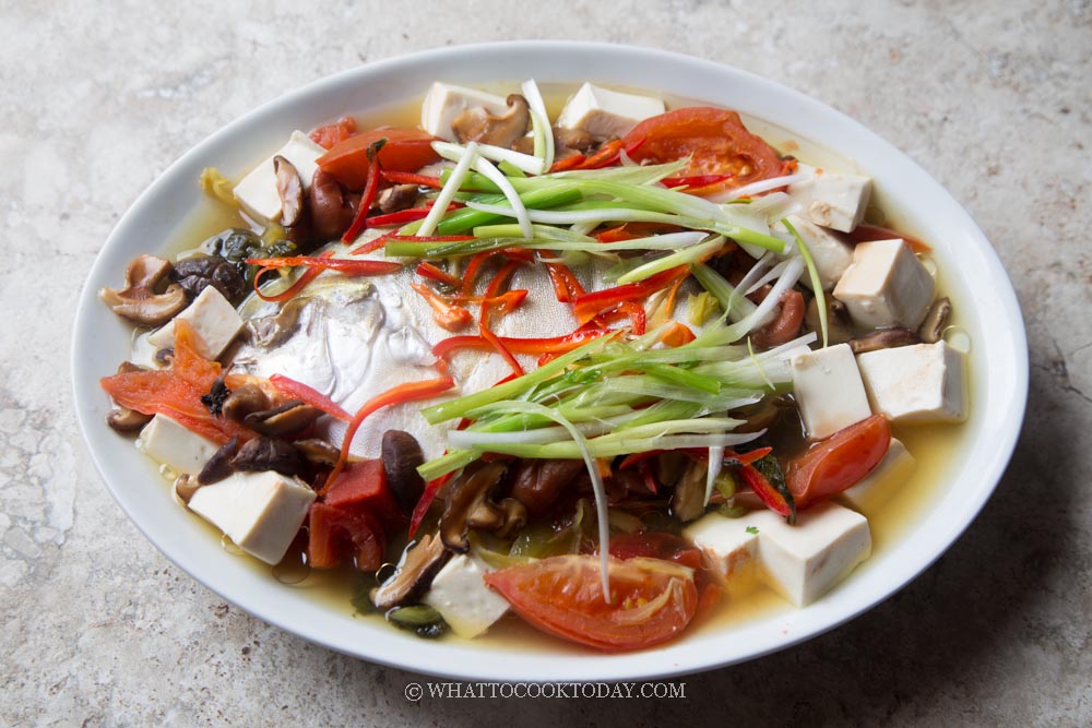 Teochew Steamed White Pomfret